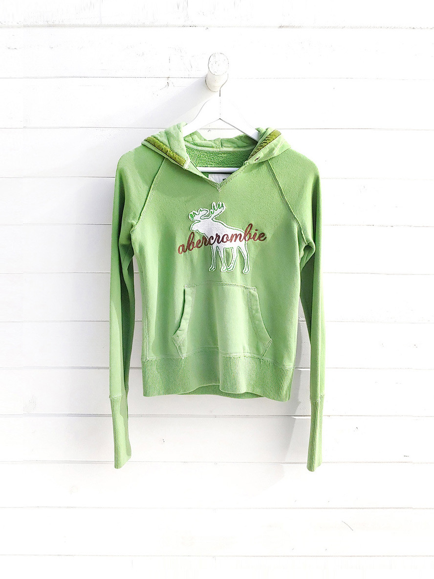 Abercrombie & Fitch — Abercrombie & Fitch Logo Hoodie · Talla S