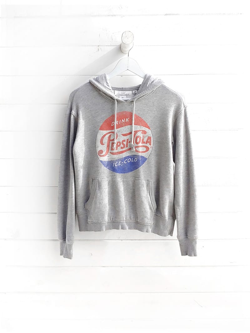 H&M — H&M L.O.G.G. Estampado Pepsi-Cola Retro · Talla M